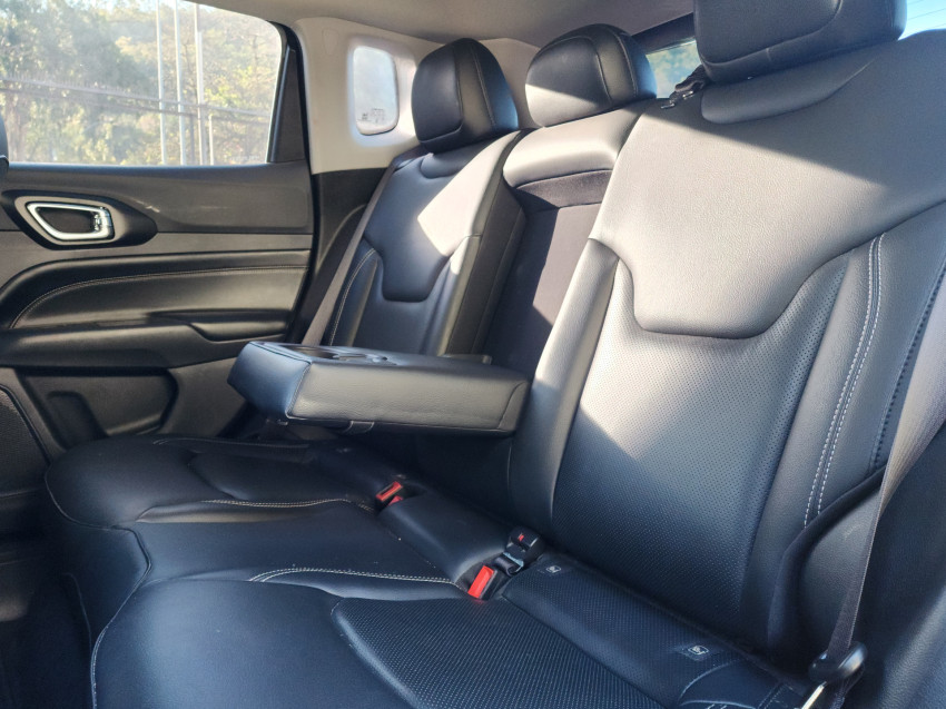 jeep compass 1.3 t270 turbo flex longitude at6 22/23 seminovo