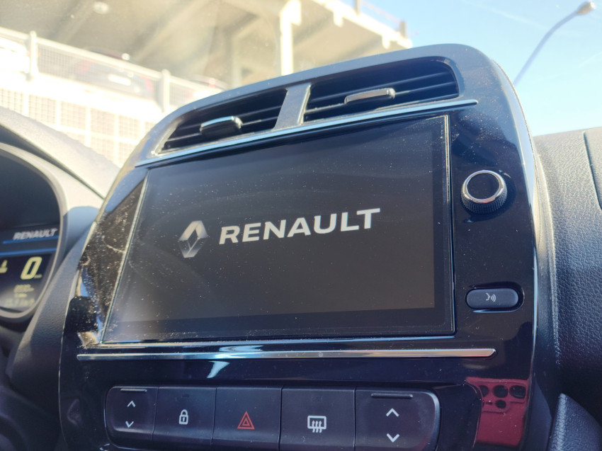 renault kwid 1.0 12v sce flex intense man 23/24 seminovo renault kwid 1.0 12v sce flex intense man 23/24 seminovo