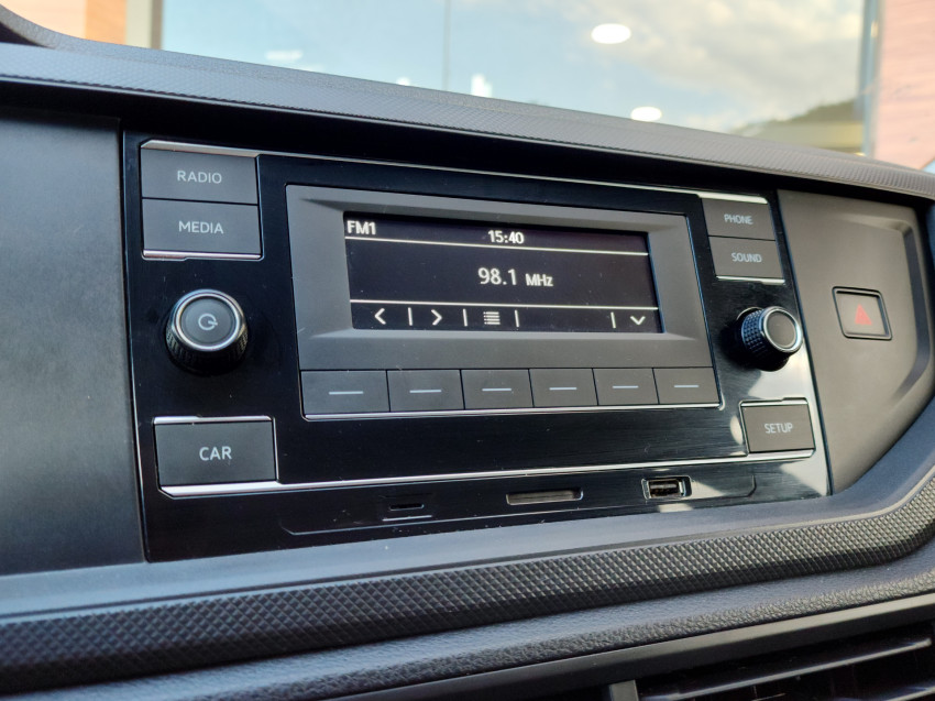 volkswagen polo 1.0 mpi track man 23/24 seminovo volkswagen polo 1.0 mpi track man 23/24 seminovo