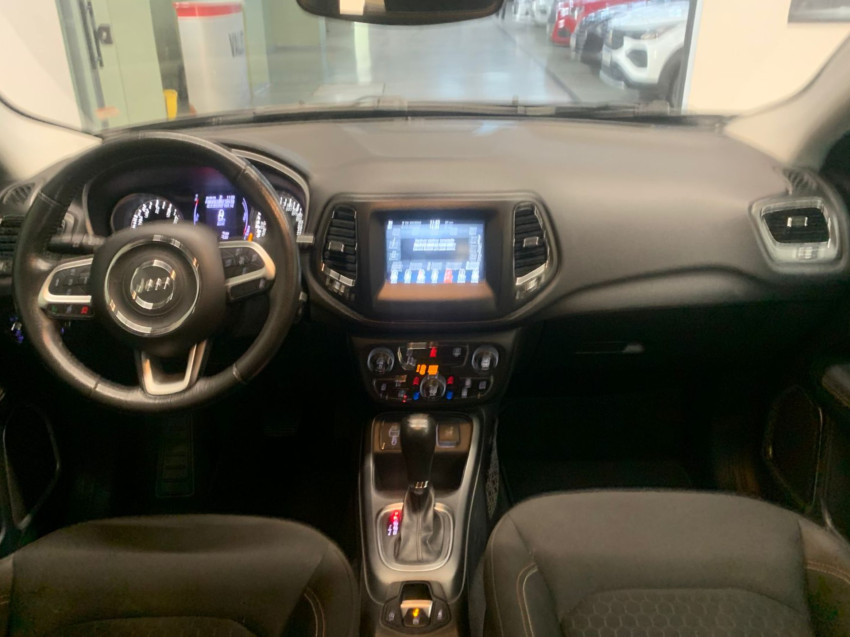 jeep compass 2.0 16v flex sport at 18/18 seminovo jeep compass 2.0 16v flex sport at 18/18 seminovo