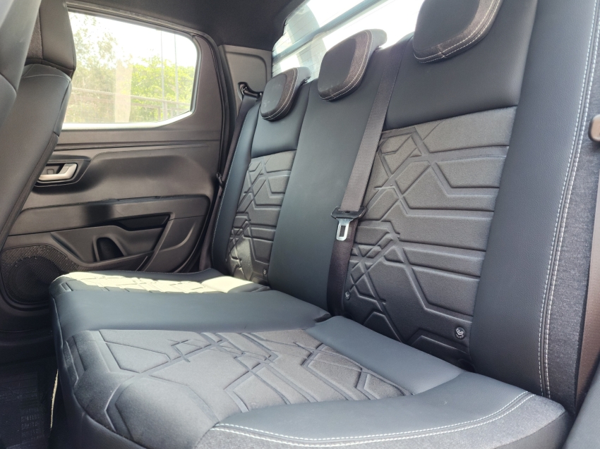 fiat strada 1.3 firefly flex volcano cd man 23/24 seminovo fiat strada 1.3 firefly flex volcano cd man 23/24 seminovo