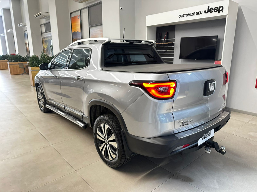 fiat toro 2.0 16v turbo diesel volcano 4wd at9 21/22 seminovo fiat toro 2.0 16v turbo diesel volcano 4wd at9 21/22 seminovo