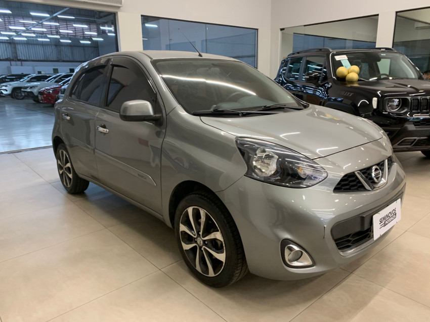 nissan march 1.6 sl 16v flex 4p xtronic 16/17 seminovo nissan march 1.6 sl 16v flex 4p xtronic 16/17 seminovo