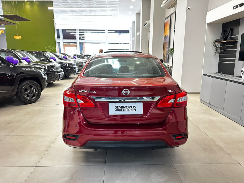 nissan sentra 2.0 sl 16v flex 4p at 16/17 seminovo nissan sentra 2.0 sl 16v flex 4p at 16/17 seminovo