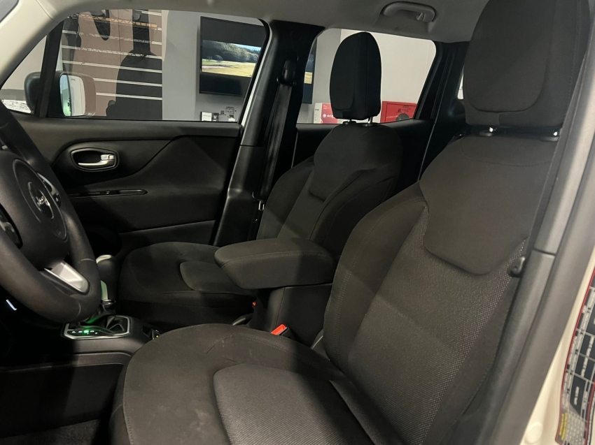 jeep renegade 1.8 16v flex 4p at 21/21 seminovo jeep renegade 1.8 16v flex 4p at 21/21 seminovo