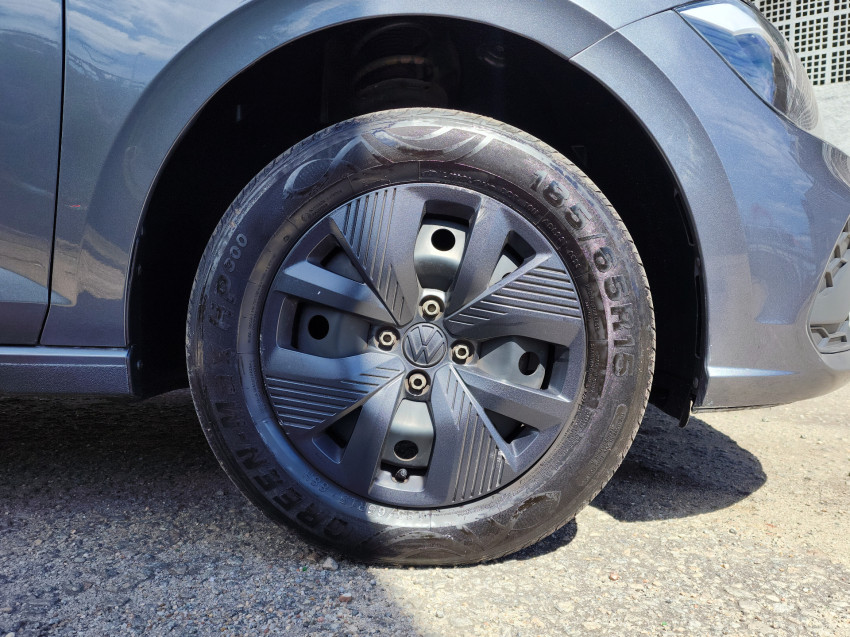 volkswagen polo 1.0 mpi track man 23/24 seminovo volkswagen polo 1.0 mpi track man 23/24 seminovo