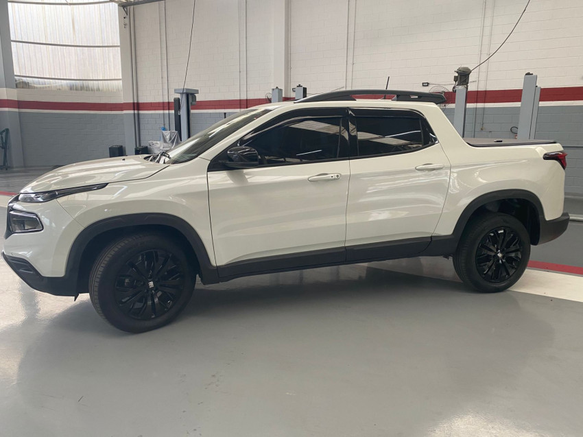 fiat toro 1.3 turbo 270 flex volcano at6 23/24 seminovo fiat toro 1.3 turbo 270 flex volcano at6 23/24 seminovo