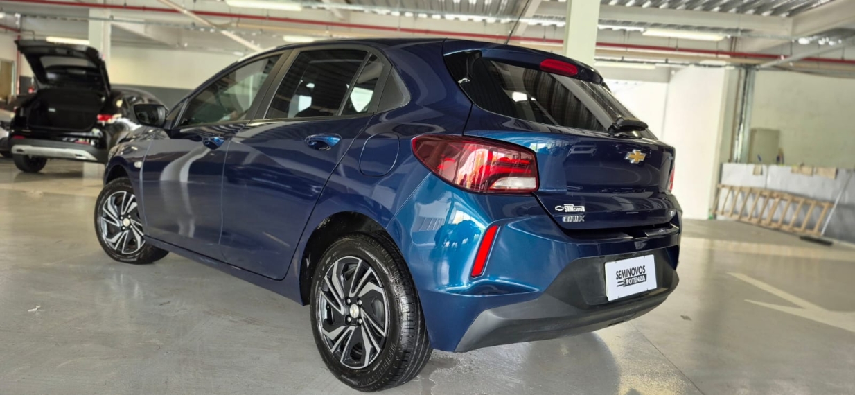 chevrolet onix 1.0 turbo flex lt at 23/24 seminovo3