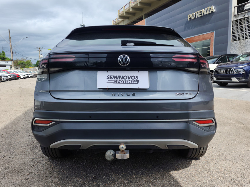 volkswagen nivus 1.0 200 tsi total flex highline at 22/23 seminovo3