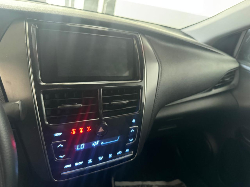 toyota yaris 1.5 16v flex sedan xl multidrive 24/25 seminovo7