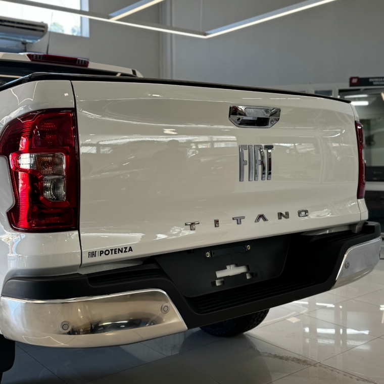 fiat titano 2.2 turbo diesel ranch 4x4 at8 25/26 0km6