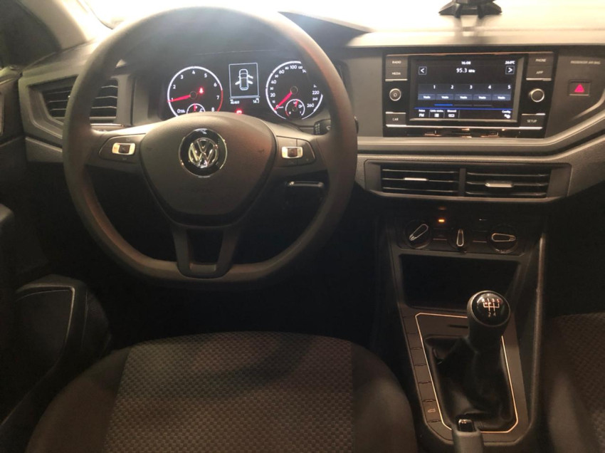 volkswagen polo 1.6 msi total flex man 19/20 seminovo8