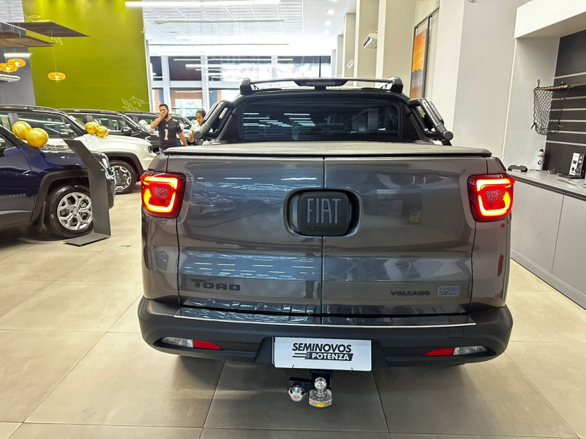 fiat toro 1.3 turbo 270 flex volcano at6 23/23 seminovo4