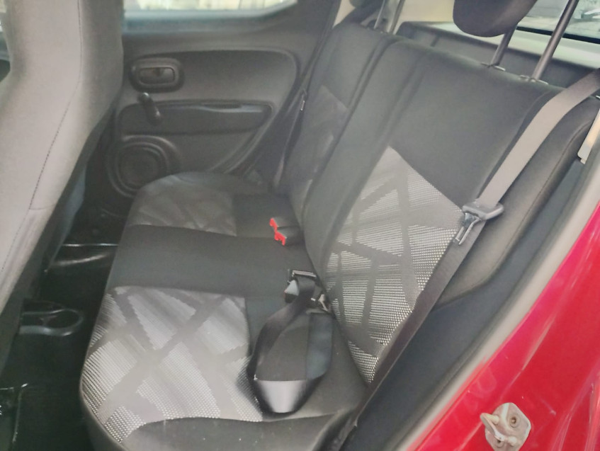 fiat mobi 1.0 evo flex way man 17/18 seminovo8