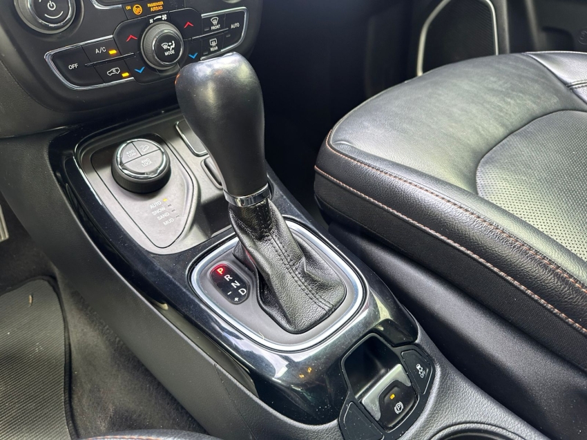 jeep compass 2.0 16v diesel limited 4x4 at 19/20 seminovo11