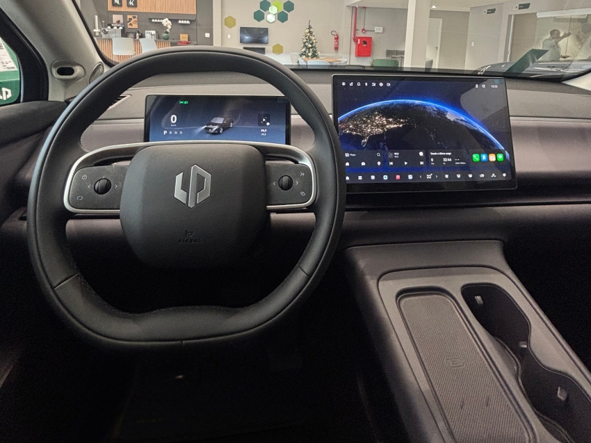 leapmotor b10 56,2 kw bev 26/26 0km4