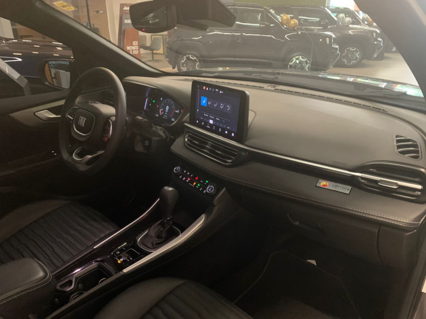 fiat fastback 1.3 turbo 270 flex limited edition at6 23/24 seminovo9