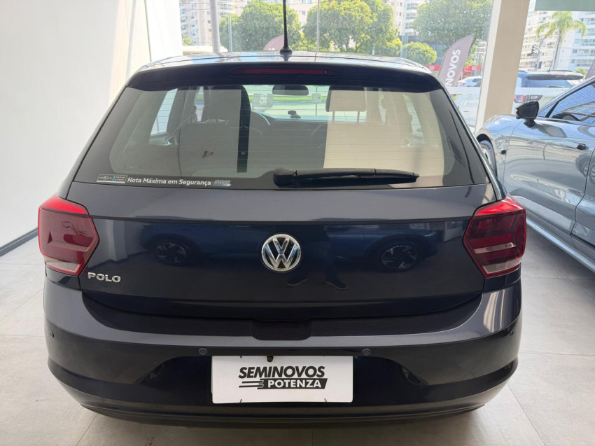 volkswagen polo 1.0 mpi total flex man 18/18 seminovo4