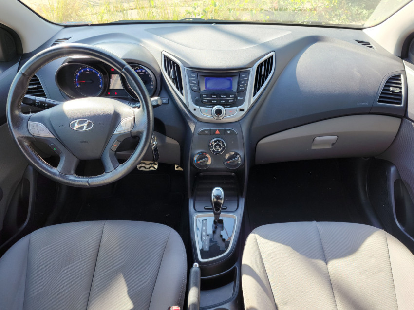 hyundai hb20x 1.6 16v premium flex 4p at 14/14 seminovo7