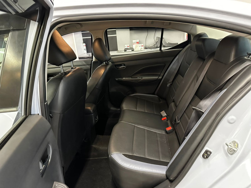 nissan versa 1.6 16v flex exclusive xtronic 23/24 seminovo10