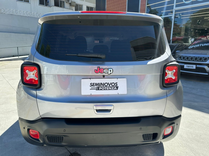 jeep renegade 1.8 16v flex 4p at 20/20 seminovo4
