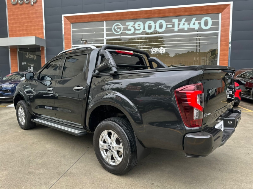 nissan frontier 2.3 16v turbo diesel xe cd 4x4 at 23/24 seminovo5