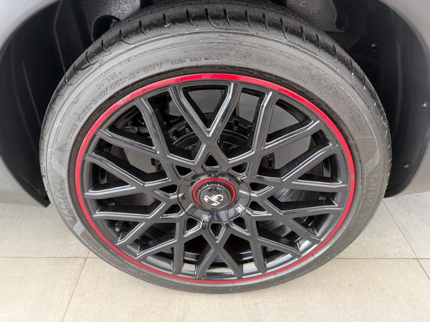 fiat fastback 1.3 turbo 270 flex abarth at6 24/25 seminovo11