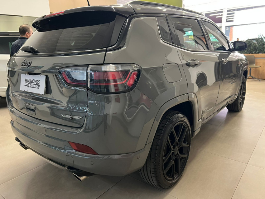 jeep compass 2.0 hurricane 4 turbo gasolina blackhawk at9 24/25 seminovo3