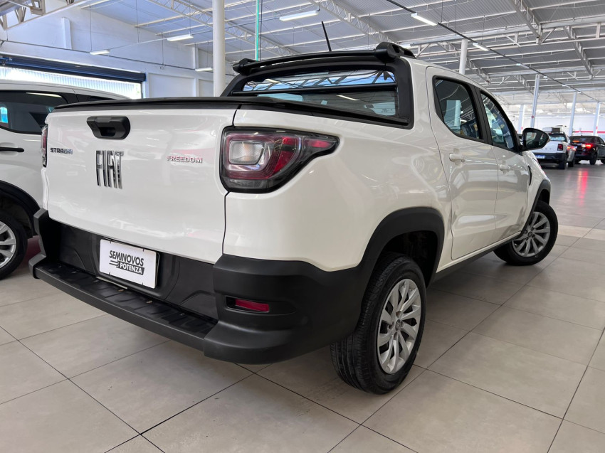 fiat strada 1.3 firefly flex freedom cd man 24/25 seminovo3