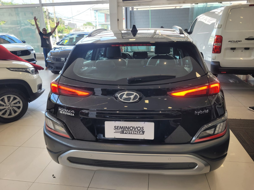 hyundai kona 1.6 gdi hev dct 23/24 seminovo3