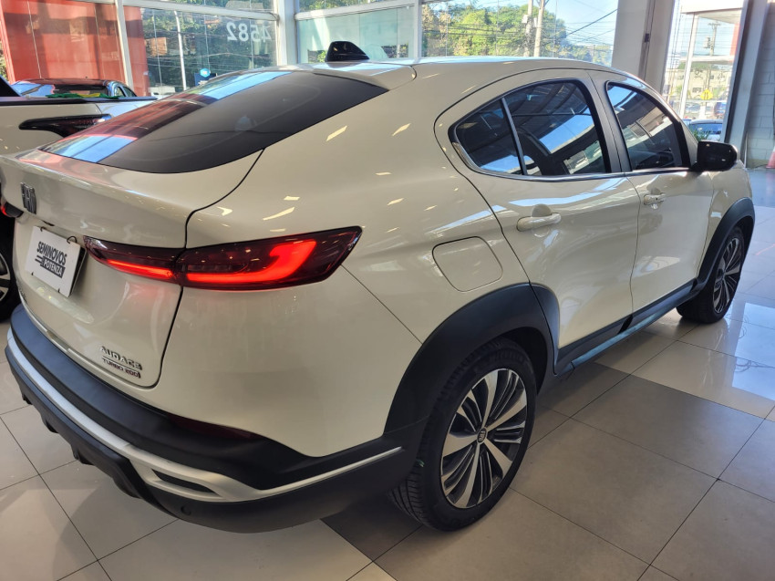 fiat fastback 1.0 turbo 200 flex audace cvt 22/23 seminovo3