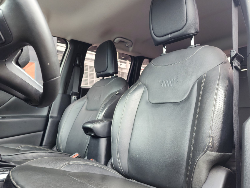 jeep renegade 1.3 t270 turbo flex longitude at6 24/25 seminovo6