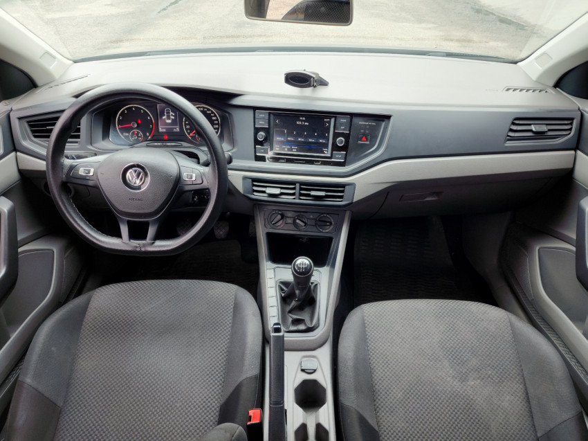 volkswagen polo 1.0 mpi total flex man 18/19 seminovo7