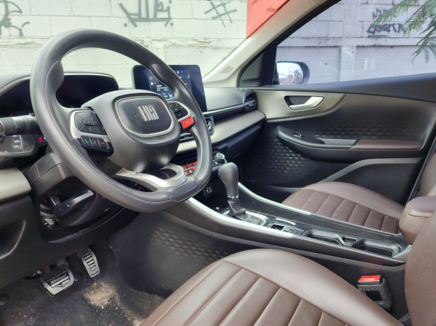 fiat fastback 1.0 turbo 200 flex cvt 23/24 seminovo5
