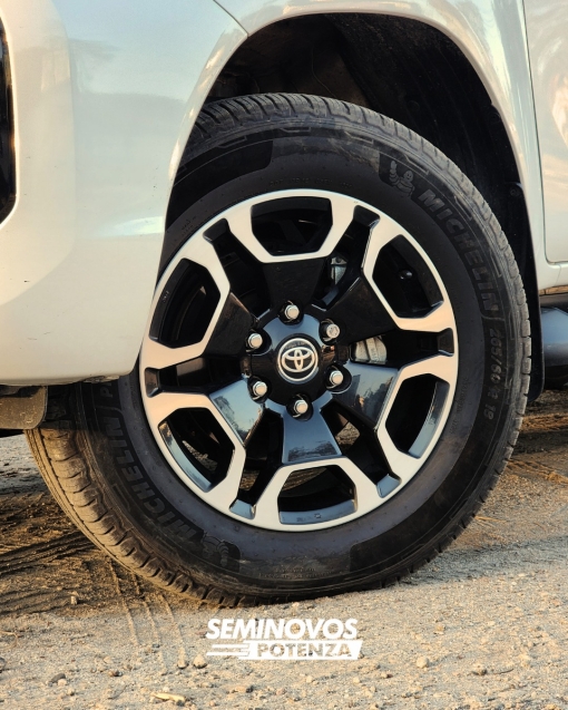 hilux 2.8 d-4d turbo diesel cd srx 4x4 - top demais!!!18