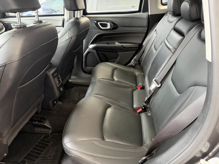 jeep compass 1.3 t270 turbo flex limited at6 4p automatico 202311