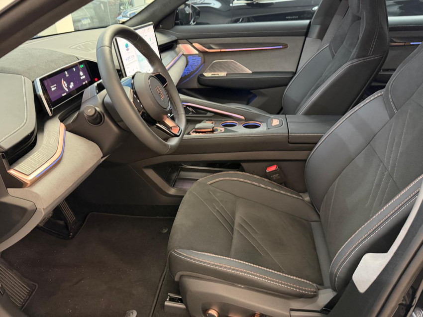 zeekr 001 100 kw eletrico premium awd 24/25 seminovo6