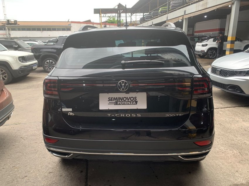 volkswagen t-cross 1.0 200 tsi total flex comfortline at 24/24 seminovo4