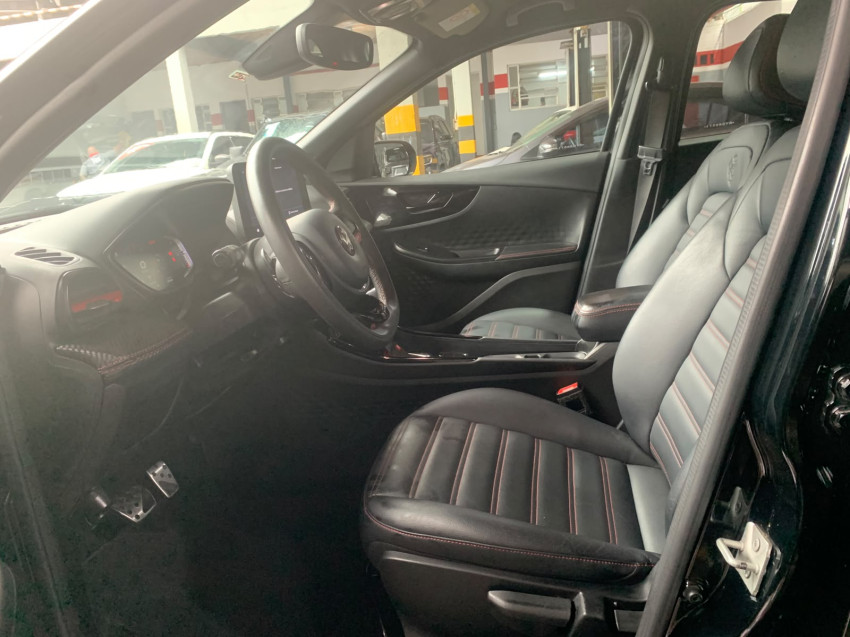 fiat fastback 1.3 turbo 270 flex abarth at6 24/24 seminovo6