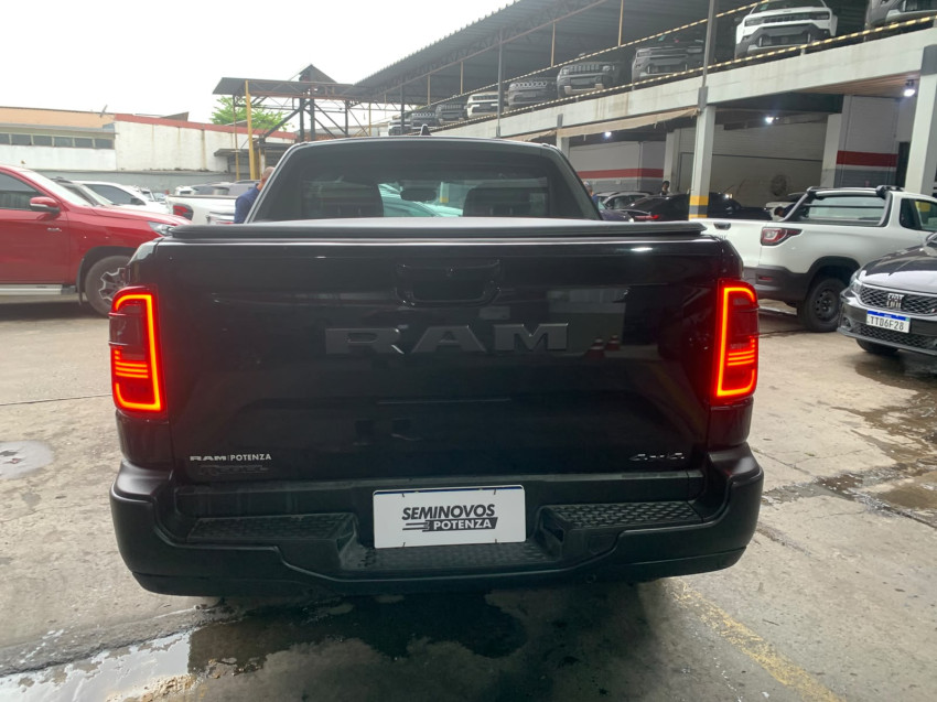 ram rampage 2.0 turbo diesel rebel 4x4 at 24/24 seminovo4