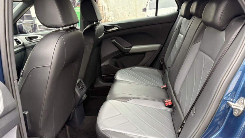 volkswagen t-cross 1.0 200 tsi total flex comfortline at 24/25 seminovo9