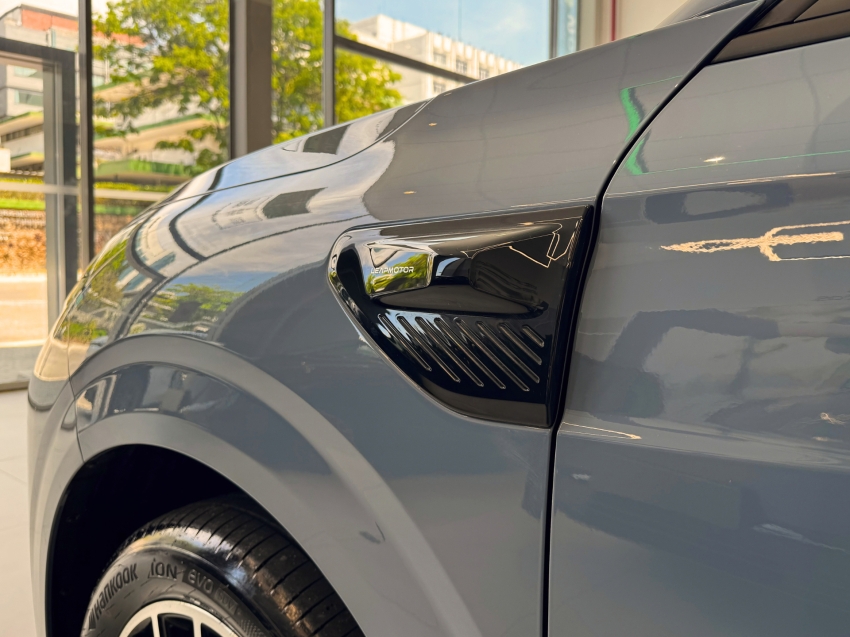 LEAPMOTOR B10 18,8 KW REEV 26/27 0KM6