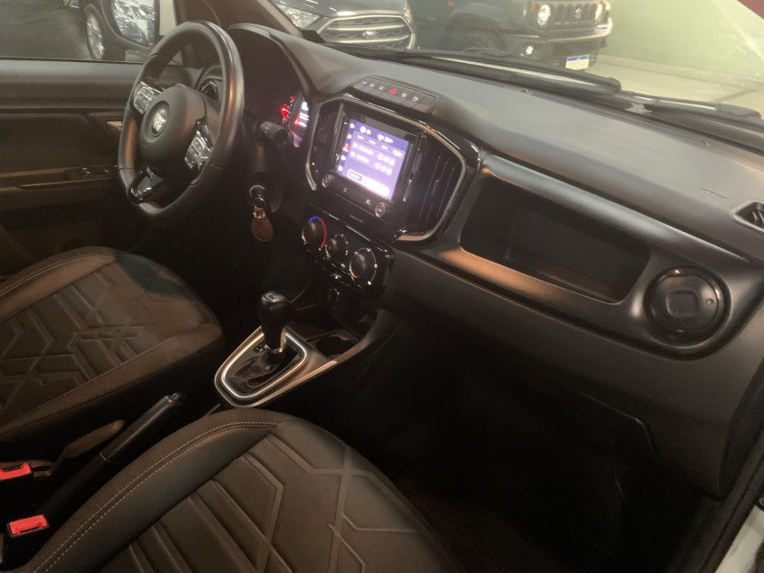 FIAT STRADA 1.3 FIREFLY FLEX VOLCANO CD CVT 22/22 SEMINOVO6
