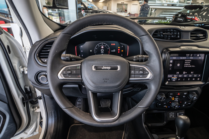 JEEP RENEGADE 1.3 T270 TURBO FLEX LONGITUDE AT6 15