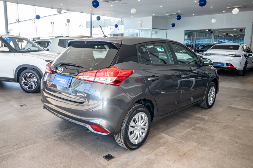 Toyota YARIS 1.5 16V FLEX XL MULTIDRIVE 10