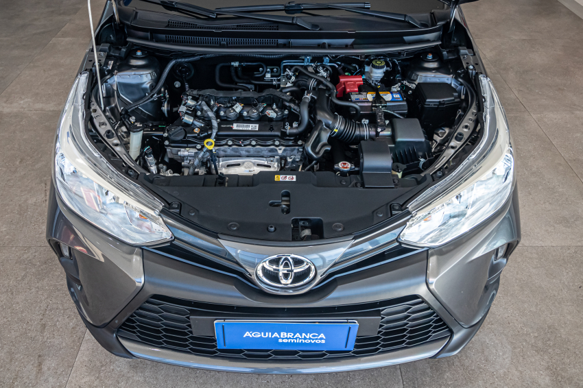 Toyota YARIS 1.5 16V FLEX XL MULTIDRIVE 6