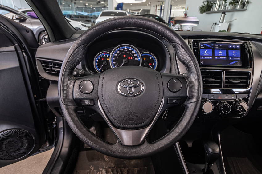Toyota YARIS 1.5 16V FLEX XL MULTIDRIVE 15