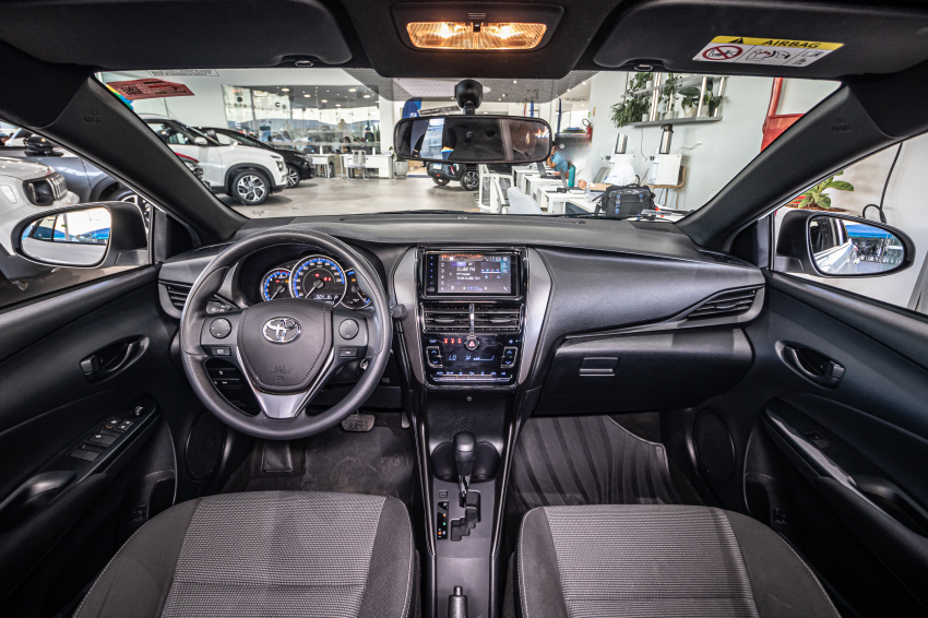 Toyota YARIS 1.5 16V FLEX XL MULTIDRIVE 13