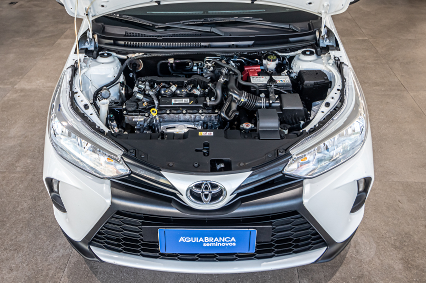 Toyota YARIS 1.5 16V FLEX XL MULTIDRIVE 6