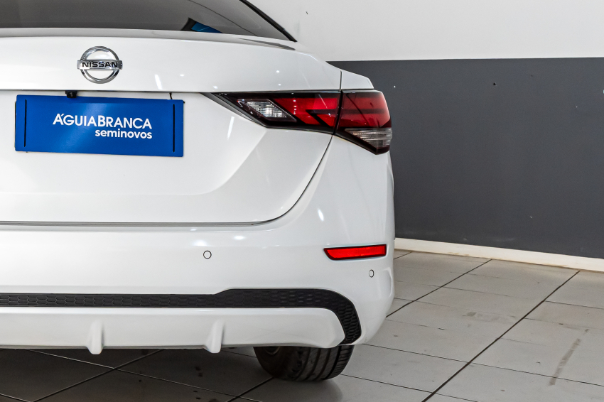 Nissan SENTRA 2.0 16V GASOLINA ADVANCE XTRONIC 9